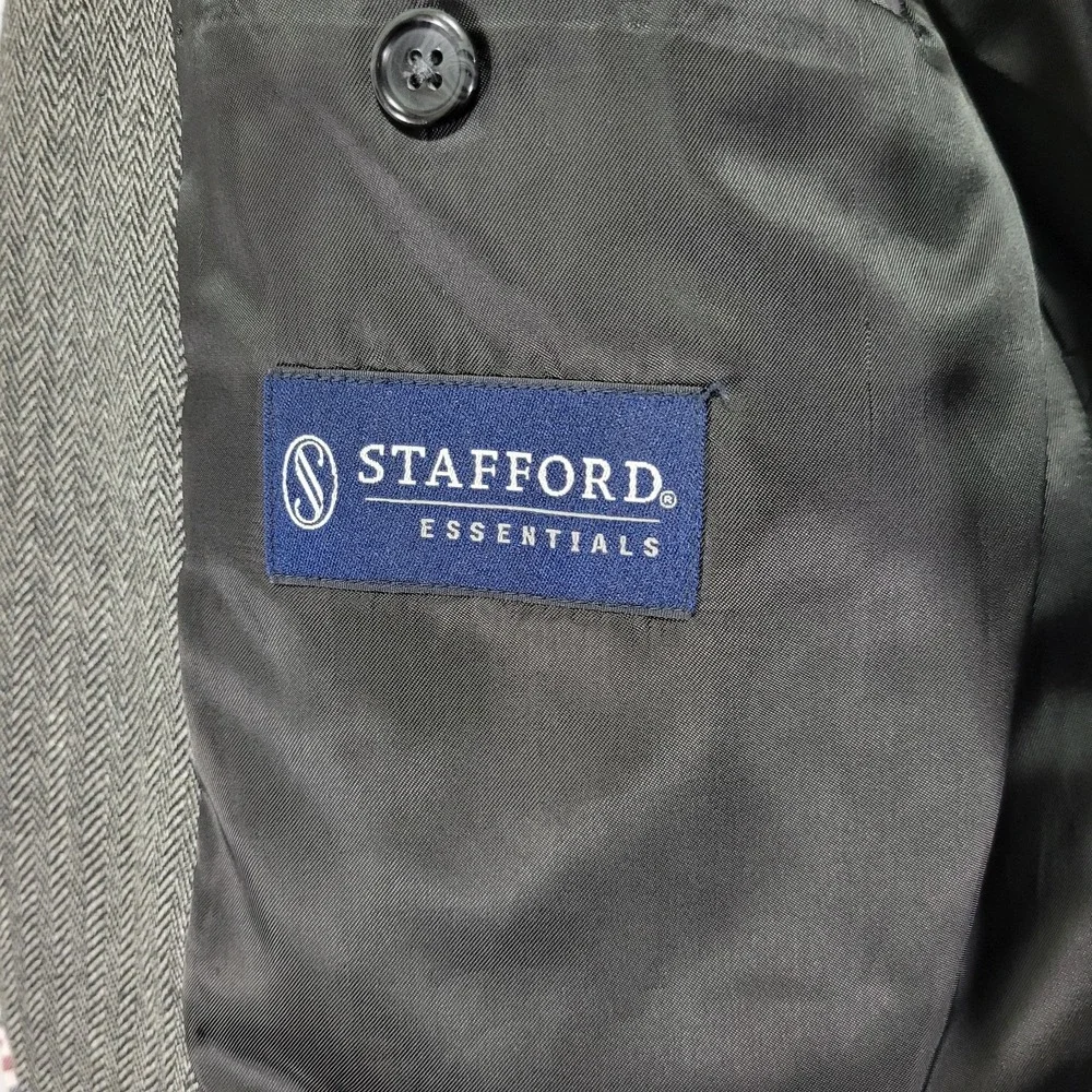 Stafford Essentials Men's Sport‎ Coat Blazer Three Button Gray Herringbone 44L